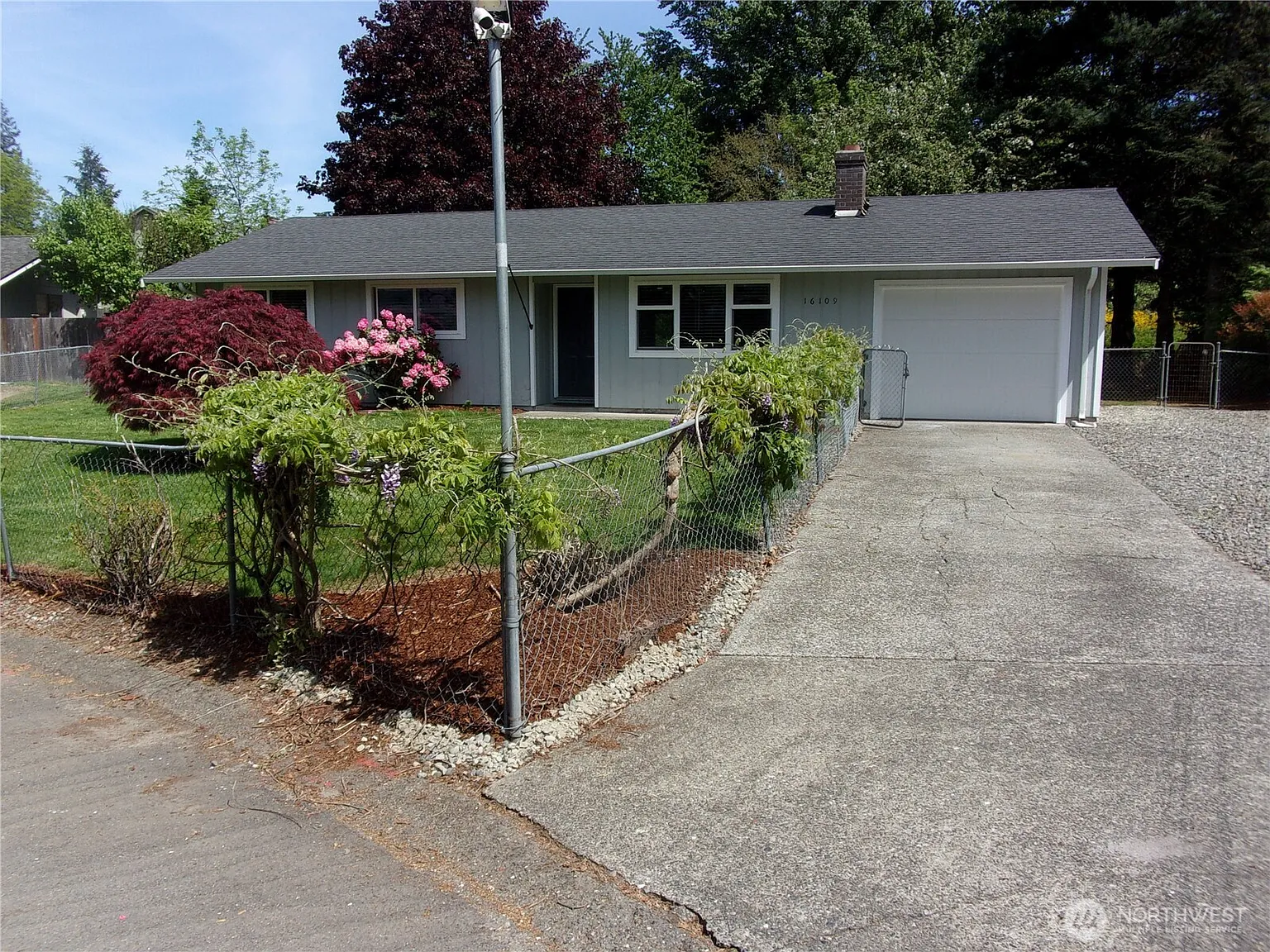 16109 3rd Avenue E photo 1