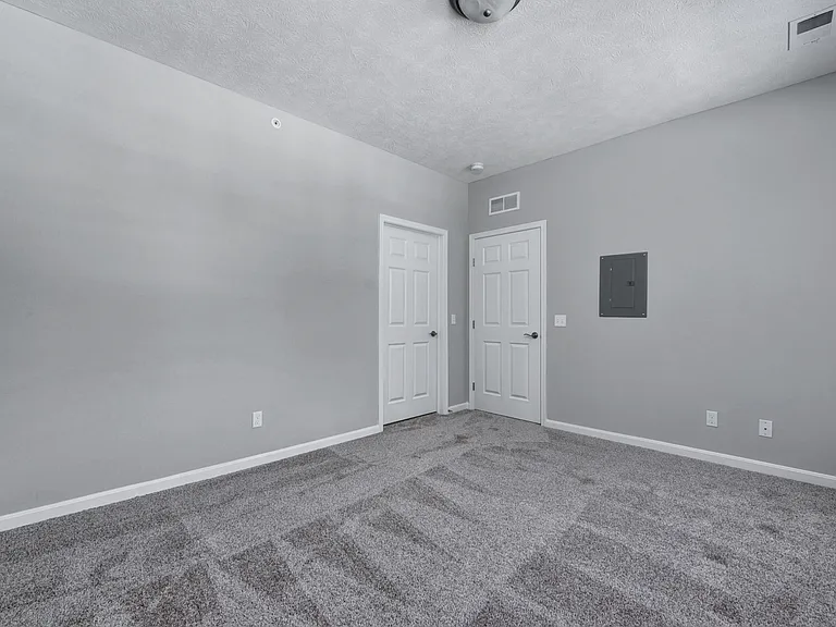 Aquamarine Apartments — Photo 128