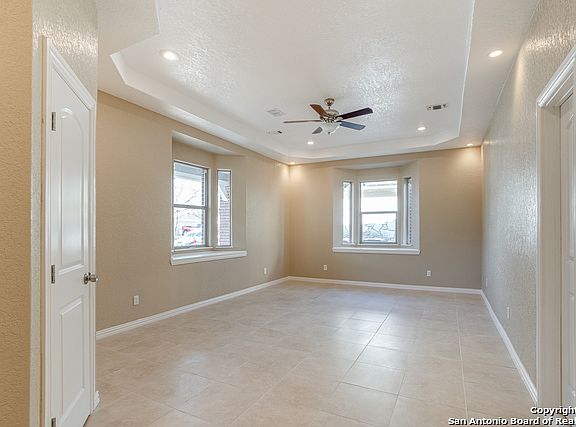 5th image of 4646 Wetz Dr