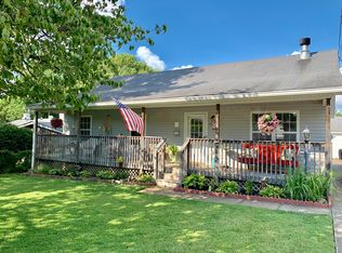 1811 1/2 Jefferson Ave, Lyndon, KY 40242