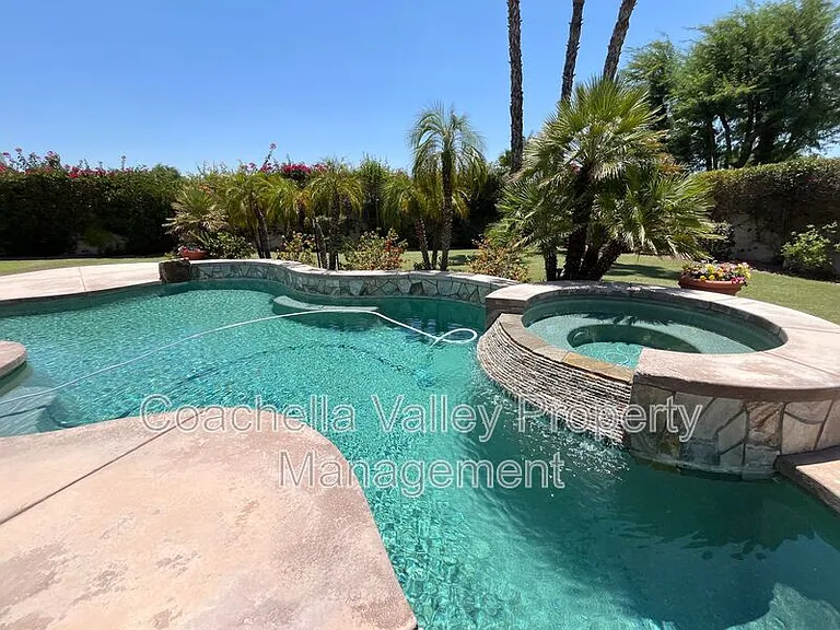 135 Tesori Dr — Photo 10