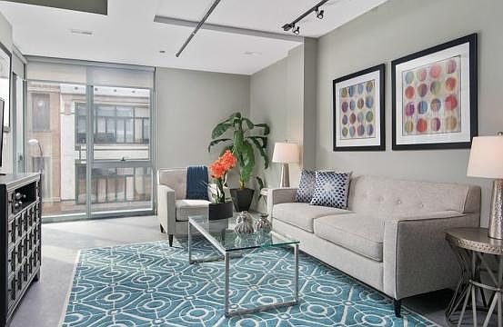 1st image of 1242 N Milwaukee Ave #312