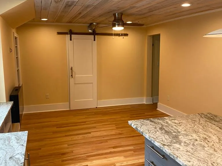 3865 Holdrege St #2 — Photo 6