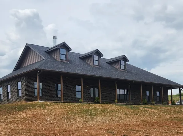 986 E Pin Hook Rd, Sparta, TN 38583