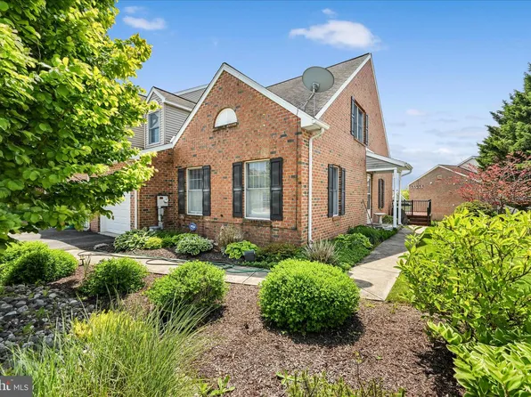 13 Spring Hill Ln, Mountville, PA 17554