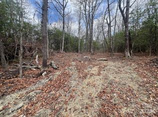 999 Mulberry Cir, Brevard, NC 28712