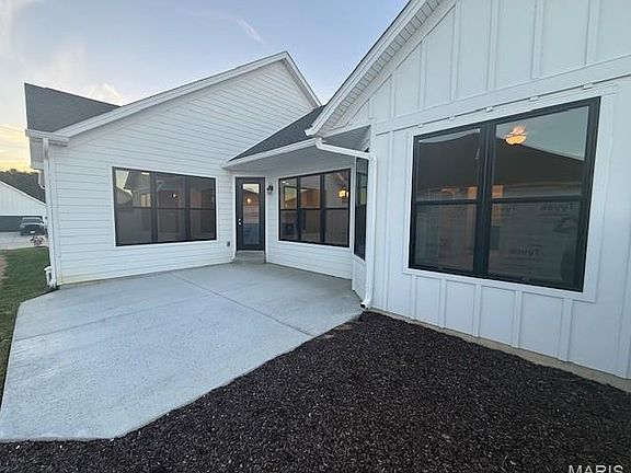 2nd image of 157 Haven Ridge Ct