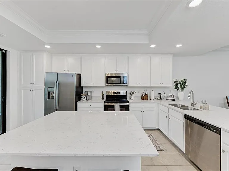 5685 Palmer Cir #105 — Photo 8