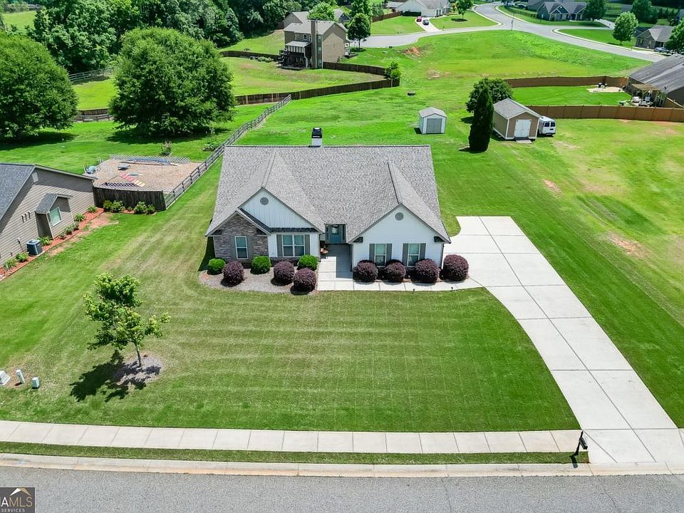 1st image of 818 Bradmore Ct