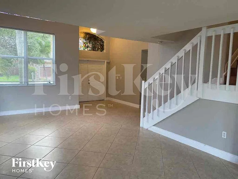 16119 SW 61st Ln — Photo 5