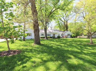 8 Island View Ln, Kankakee, IL 60901