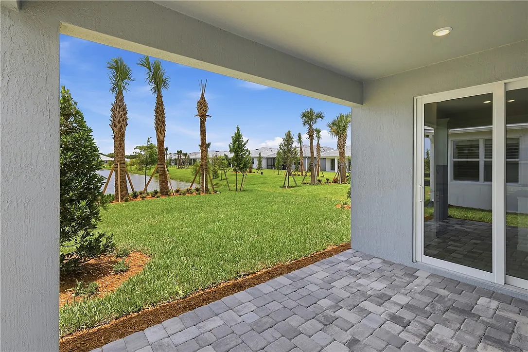 2 bed, 1618 sqft, $4,250 — Photo 4