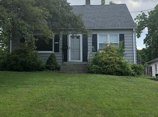 25 Lincoln Park, Longmeadow, MA 01106