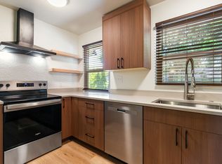 3402 Hollywood Ave APT 4, Bellingham, WA 98225
