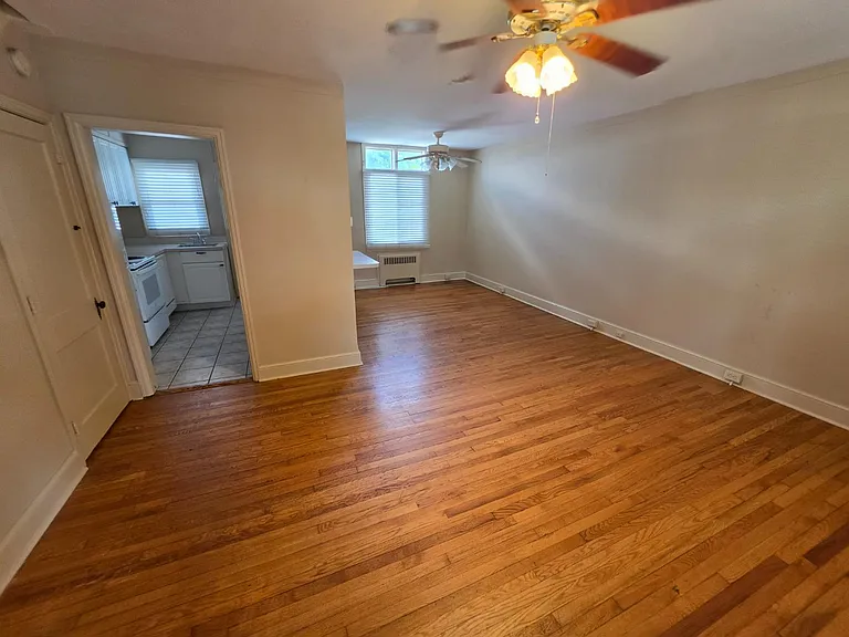 109 Virginia St — Photo 18