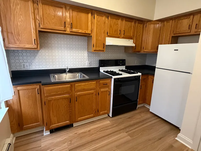 37 Blue Hill Ave #1 — Photo 11