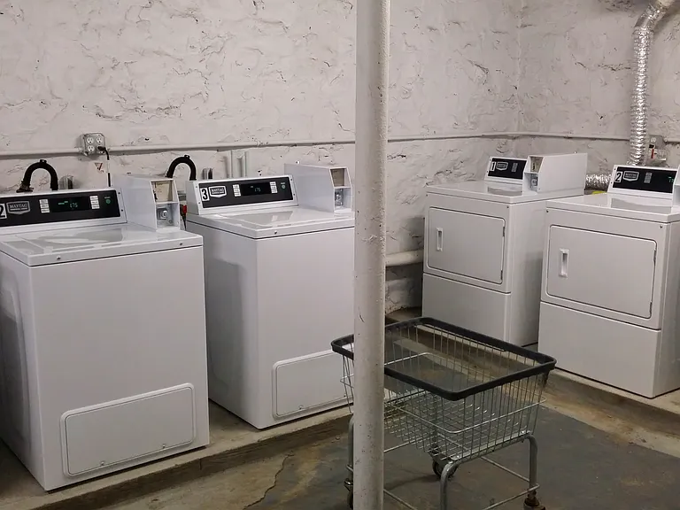 3215-3217 Hull Ave #2A — Photo 6