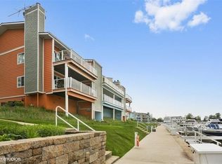 40 Marine Dr #7, Michigan City, IN 46360