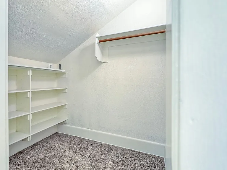 4052 Albatross St — Photo 24