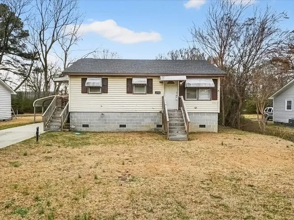 1703 Ball St, Goldsboro, NC 27530