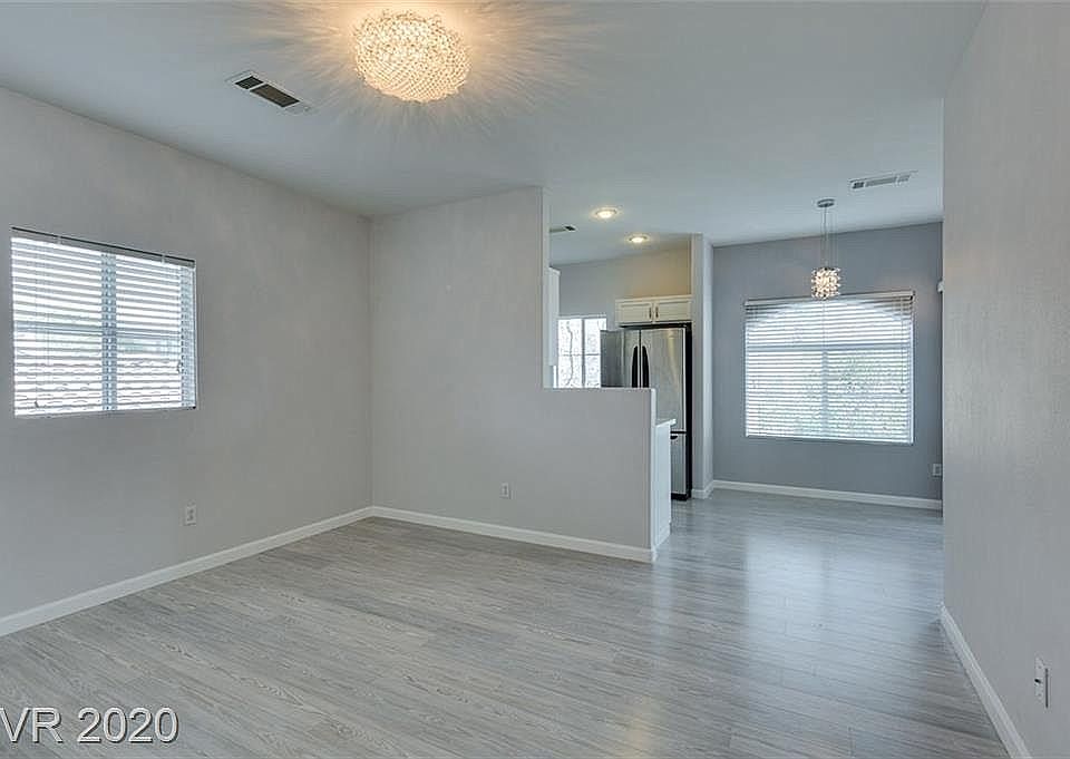 Living & Dinning room