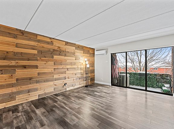 3rd image of 7117 W 93rd St #3
