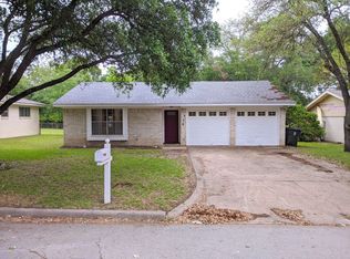 316 Borderbrook Dr, Bryan, TX 77801