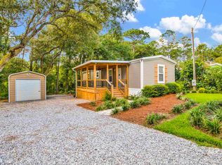 1411 Ridgewood Dr, Lillian, AL 36549