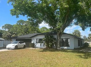 7002 Georges Rd, Fort Pierce, FL 34951