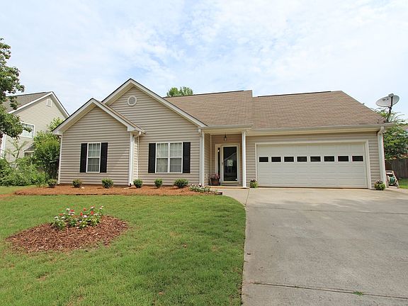 2nd image of 317 Apache Dr