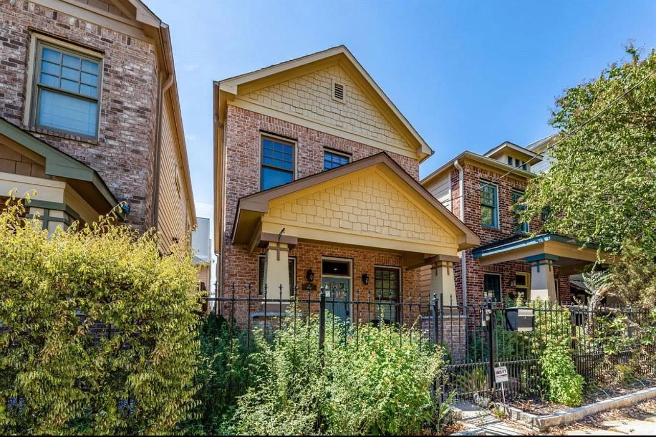 3 bed, 2.5 bath, 750 sqft, $4,500 — Photo 1