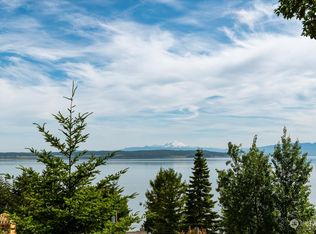 296 Alta Vista Ave, Coupeville, WA 98239