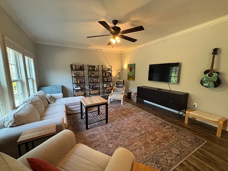 16209 Round Hill Rd — Photo 18
