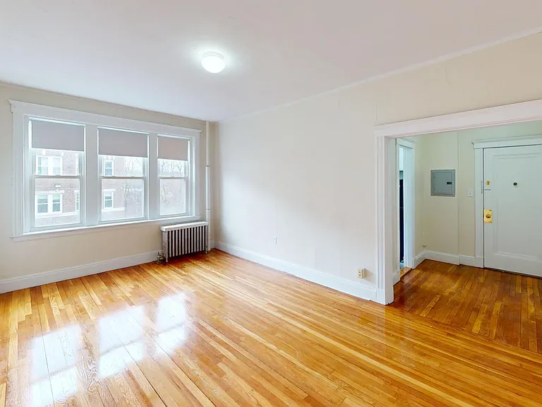 1810 Commonwealth Ave #118 — Photo 3