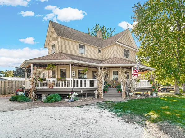 101 W Atkinson Ave, Morocco, IN 47963