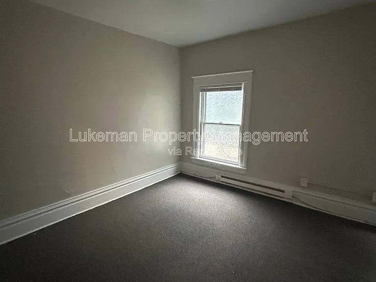 420 Pearl St #4 — Photo 7