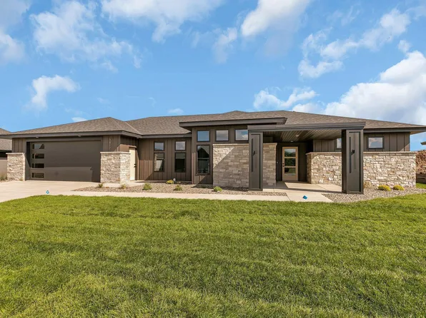 3492 Wildflower Rd S, Saint Cloud, MN 56301