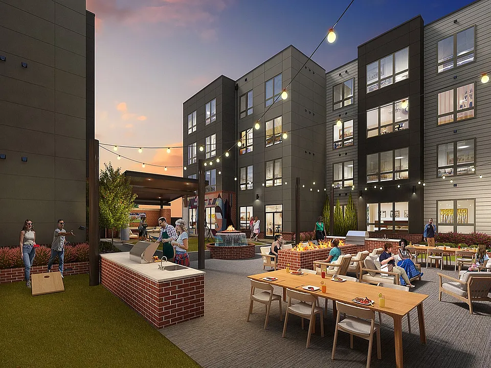 The-Gathering-at-UC-Courtyard-2