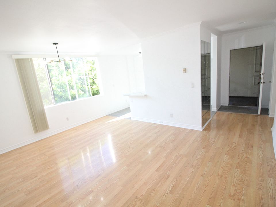 1st image of 1435 E Wilson Ave