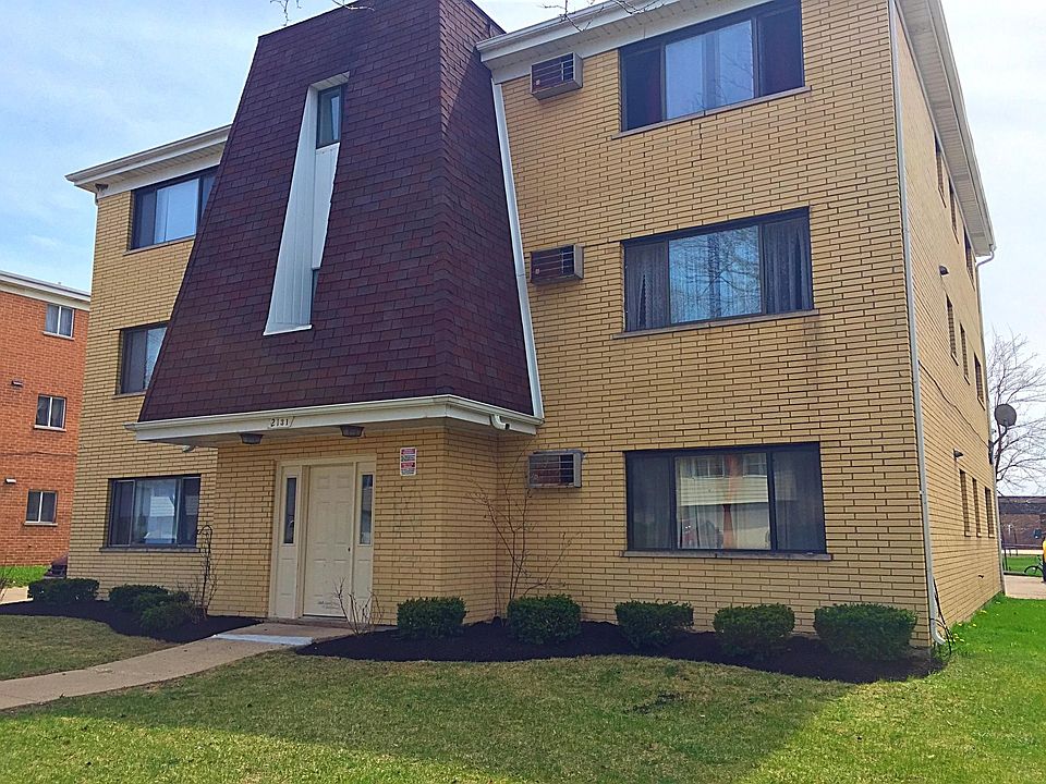 1st image of 2131 Narcissus Ave APT 2E