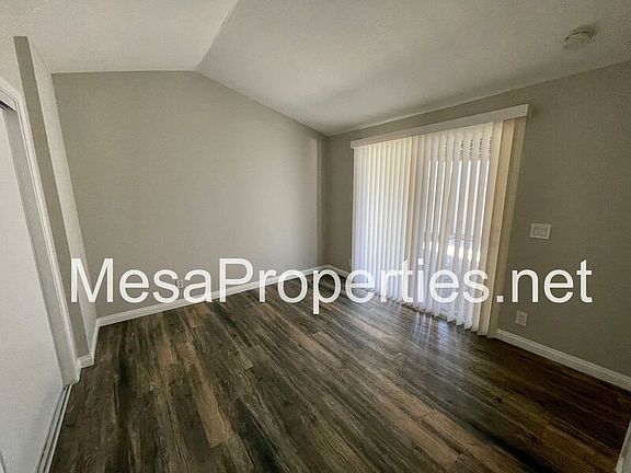 2nd image of 1675 Club Dr