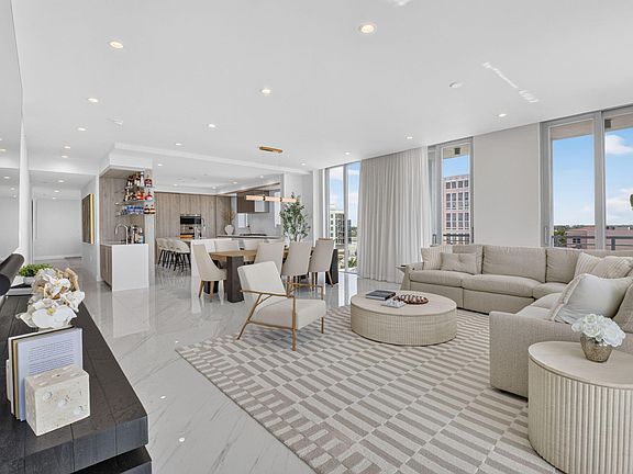 4th image of 495 E Royal Palm Road #601