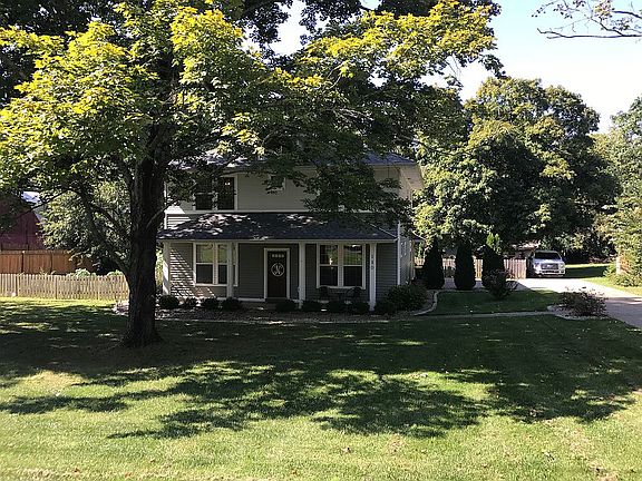 3rd image of 110 Kratz Ln