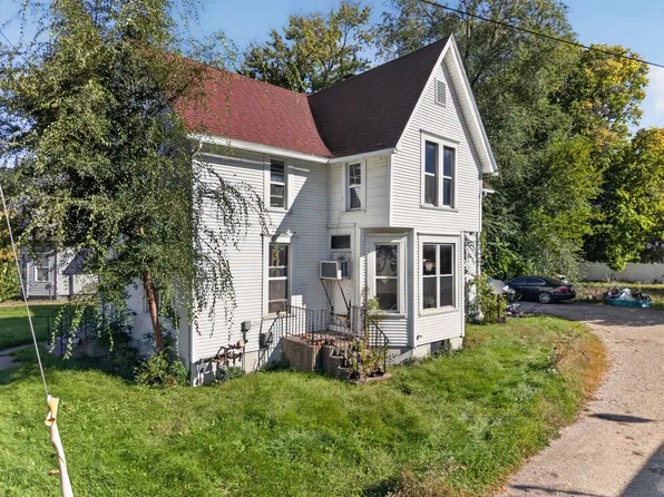 424 State St, Ottawa, IL 61350