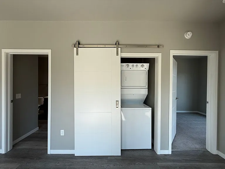 5th Street Lofts — Photo 80