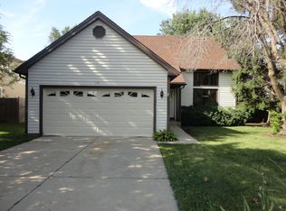 171 Abbeywood Cir, Streamwood, IL