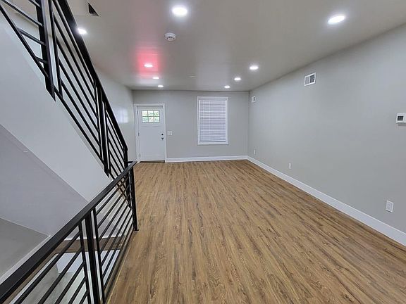 4th image of 6212 Chew Ave