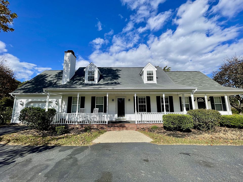 1st image of 6060 Oxbridge Dr