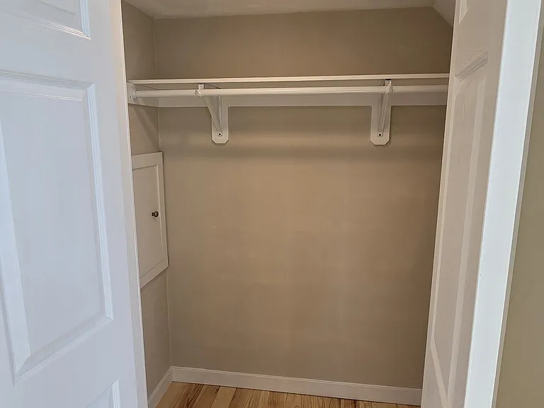 208 Center Ave #2 — Photo 27