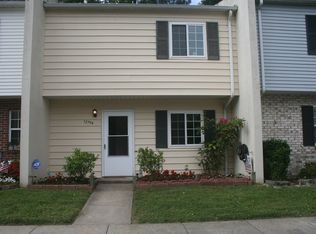 12759 Woodside Ln, Newport News, VA 23602